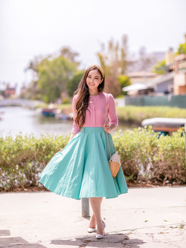 50s Rockabilly Diner Girl