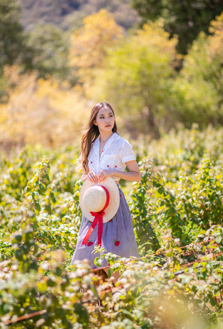 Pick this Outfit for your Raspberry Picking Adventures!